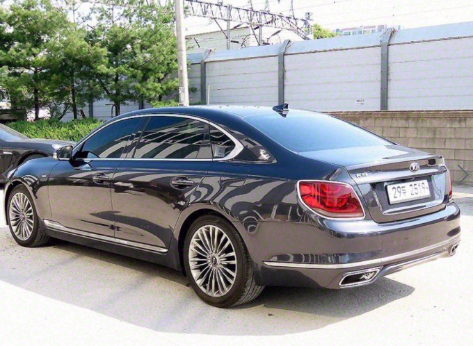 KIA K9 2018