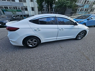 HYUNDAI AVANTE AD 2018