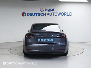 TESLA MODEL 3 2020