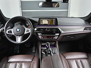 BMW 5-SERIES G30 2020