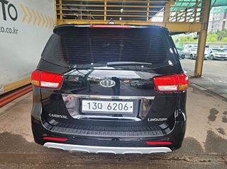 KIA CARNIVAL 2017