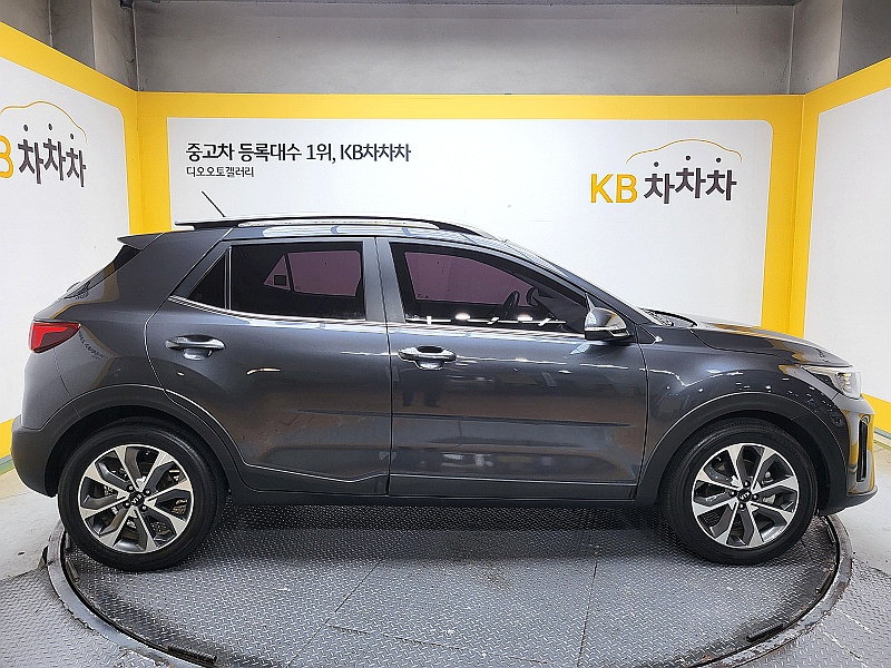 KIA STONIC 2018