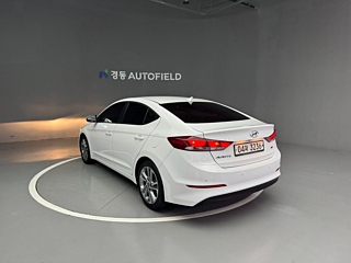 HYUNDAI AVANTE AD 2017