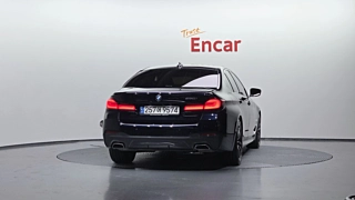 BMW 5-SERIES G30 2022