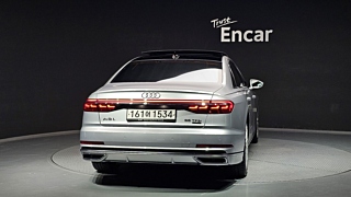 AUDI A8 D5 2021