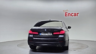 BMW 5-SERIES G30 2020