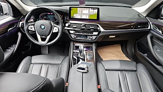 BMW 5-SERIES G30 2021