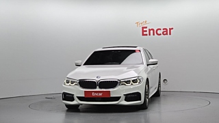 BMW 5-SERIES G30 2019