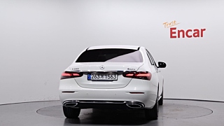 MERCEDES BENZ E-CLASS W213 2022