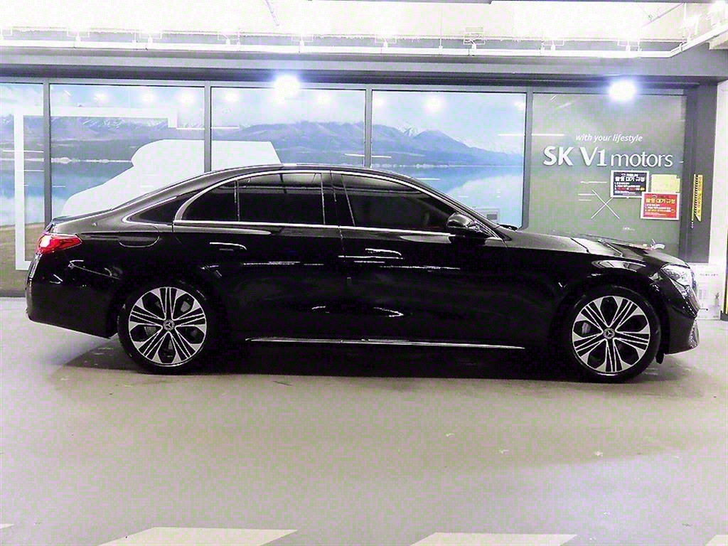 MERCEDES BENZ E-CLASS W214 2025