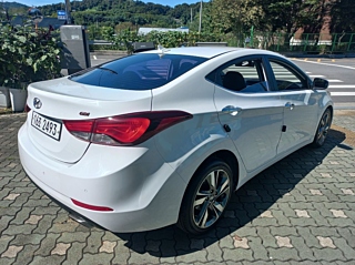 HYUNDAI AVANTE 2014