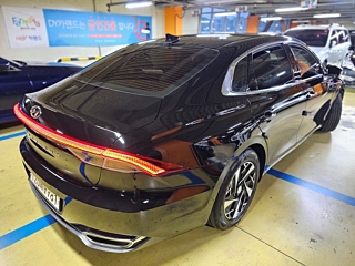 HYUNDAI GRANDEUR IG HYBRID 2021