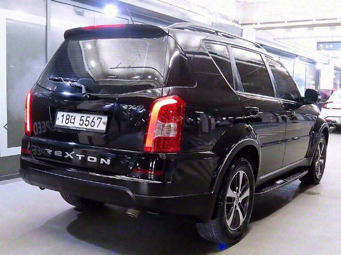 SSANGYONG REXTON W 2015