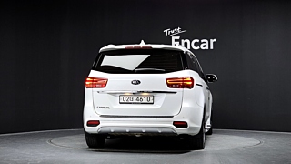 KIA CARNIVAL 2018