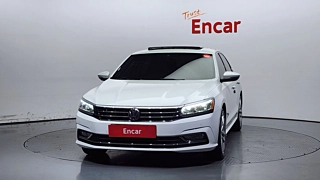 VOLKSWAGEN PASSAT 2018