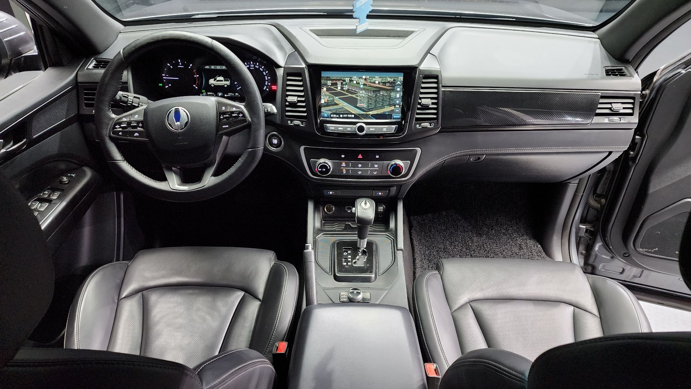 SSANGYONG REXTON SPORTS CAR 2020