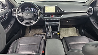 HYUNDAI GRANDEUR IG 2017