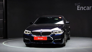 BMW 5-SERIES G30 2018
