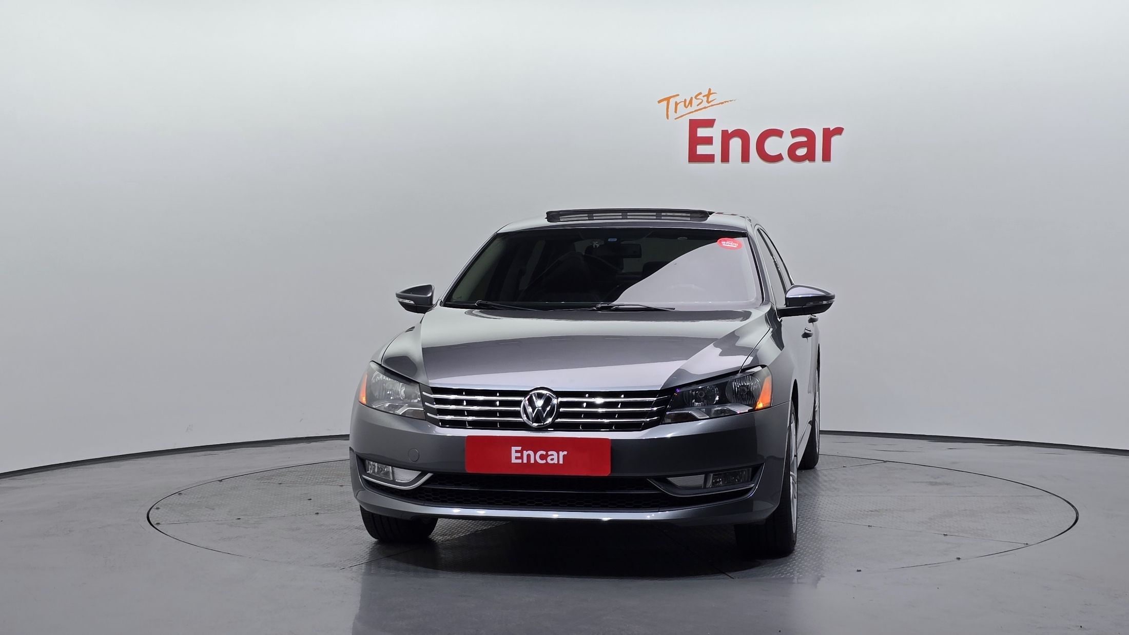 VOLKSWAGEN PASSAT 2014