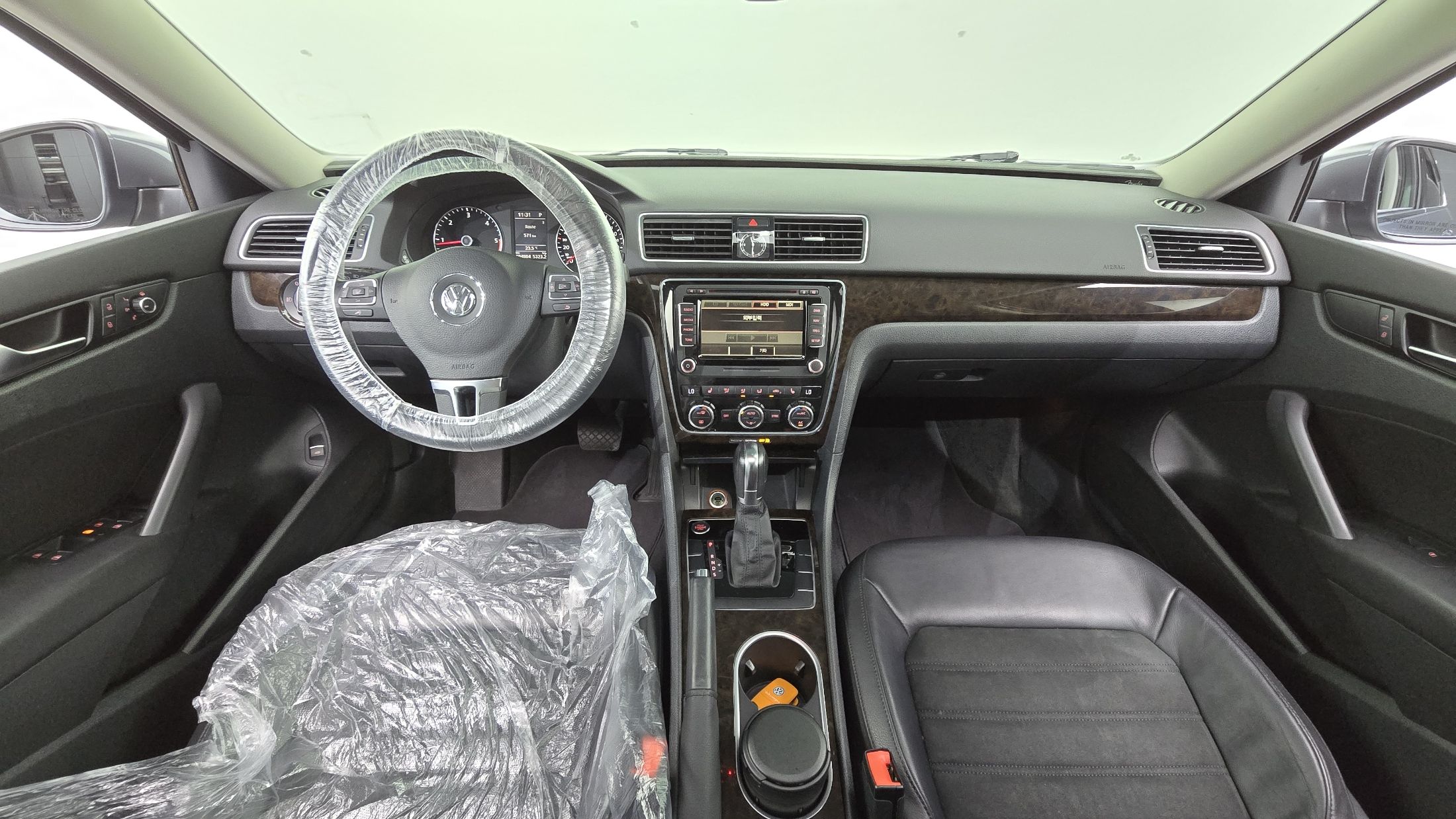 VOLKSWAGEN PASSAT 2014