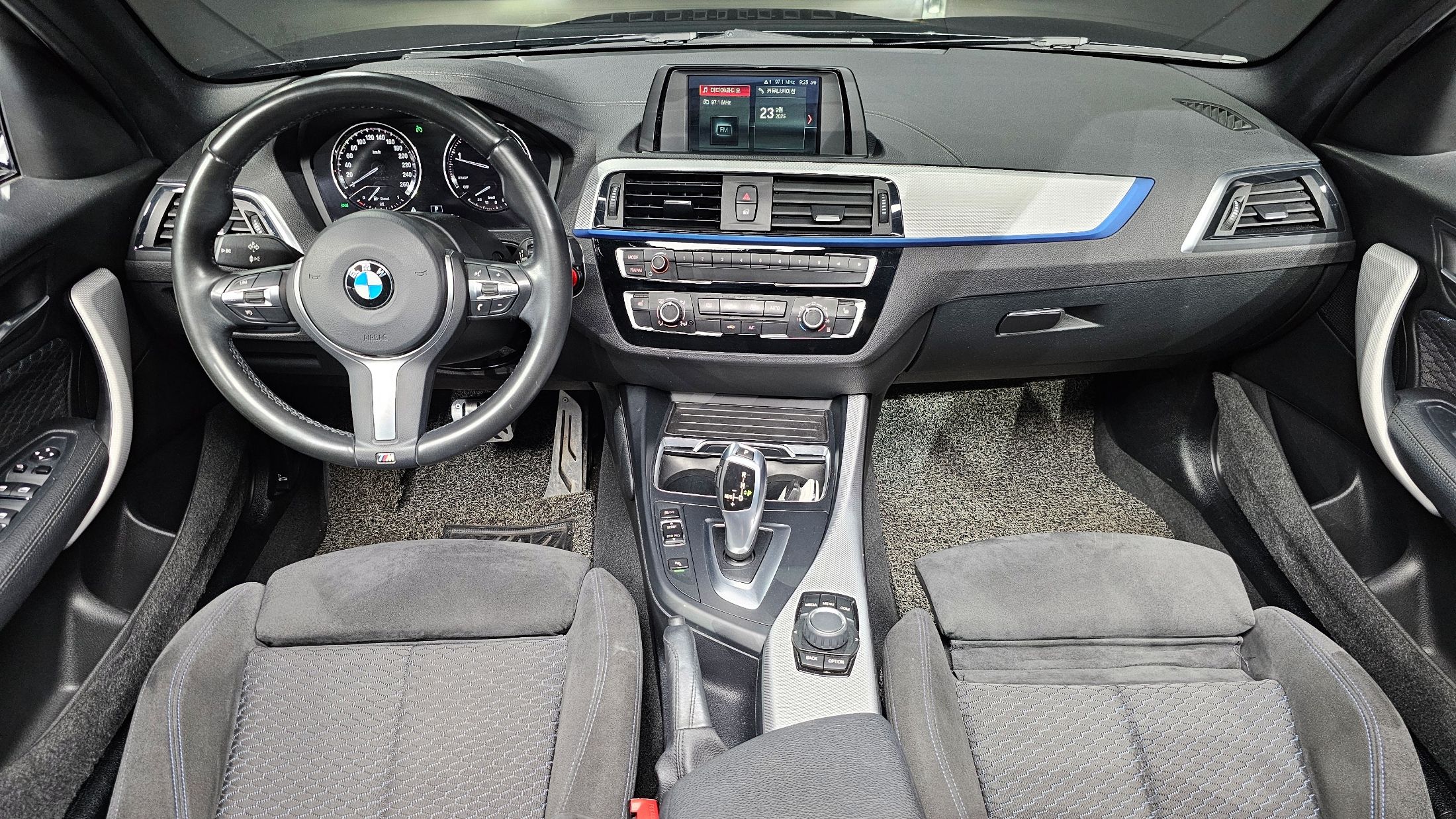 BMW 1-SERIES F20 2017