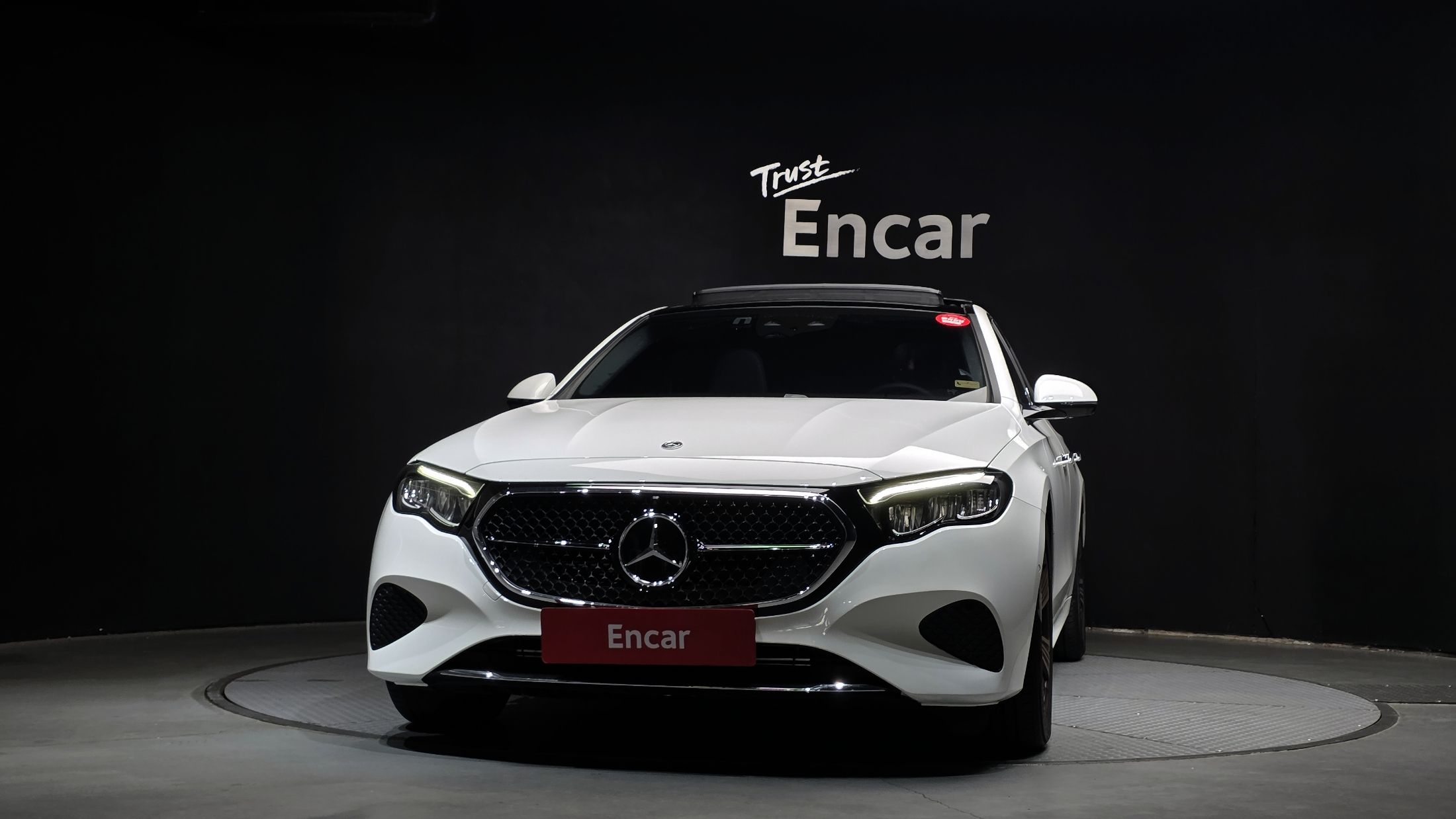 MERCEDES BENZ E-CLASS W214 2024