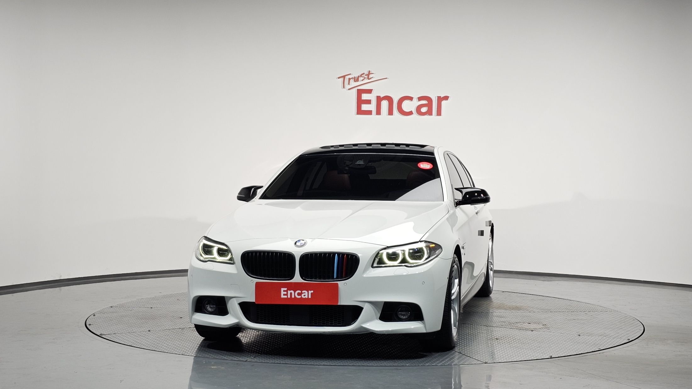 BMW 5-SERIES F10 2016