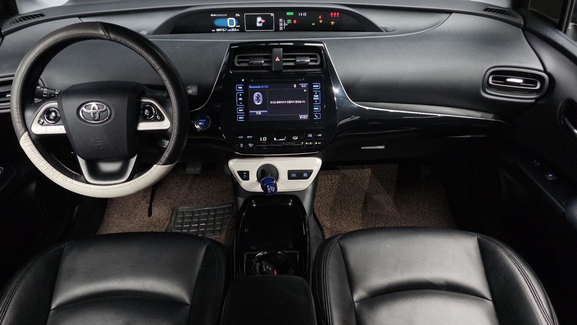 TOYOTA PRIUS 2018