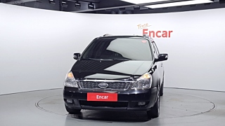 KIA CARNIVAL R 2012