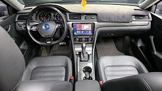 VOLKSWAGEN PASSAT 2018