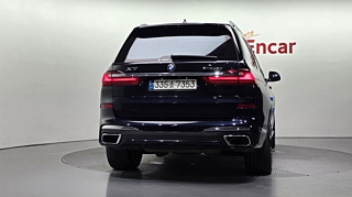 BMW X7 G07 2021