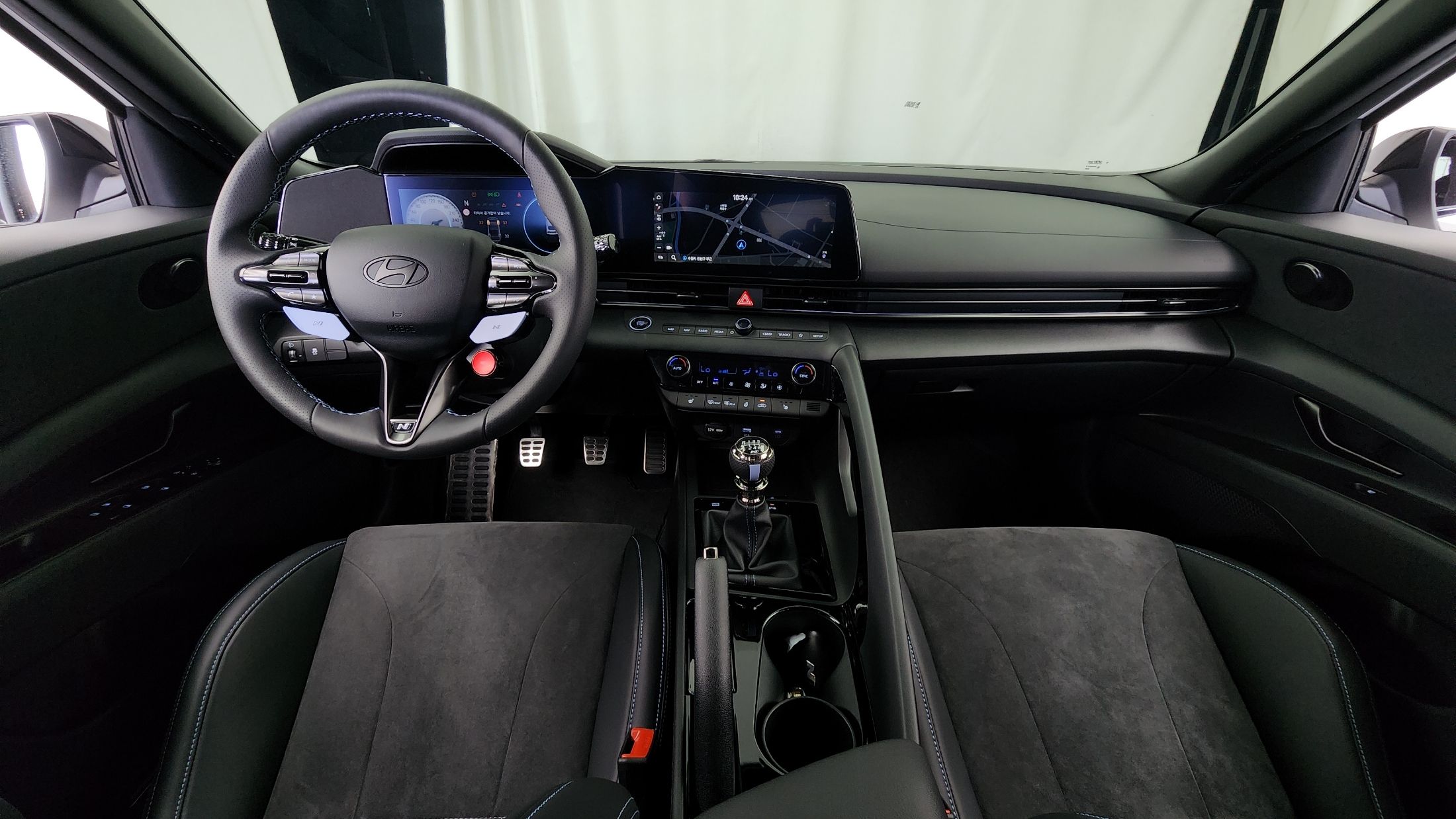 HYUNDAI AVANTE CN7 2025