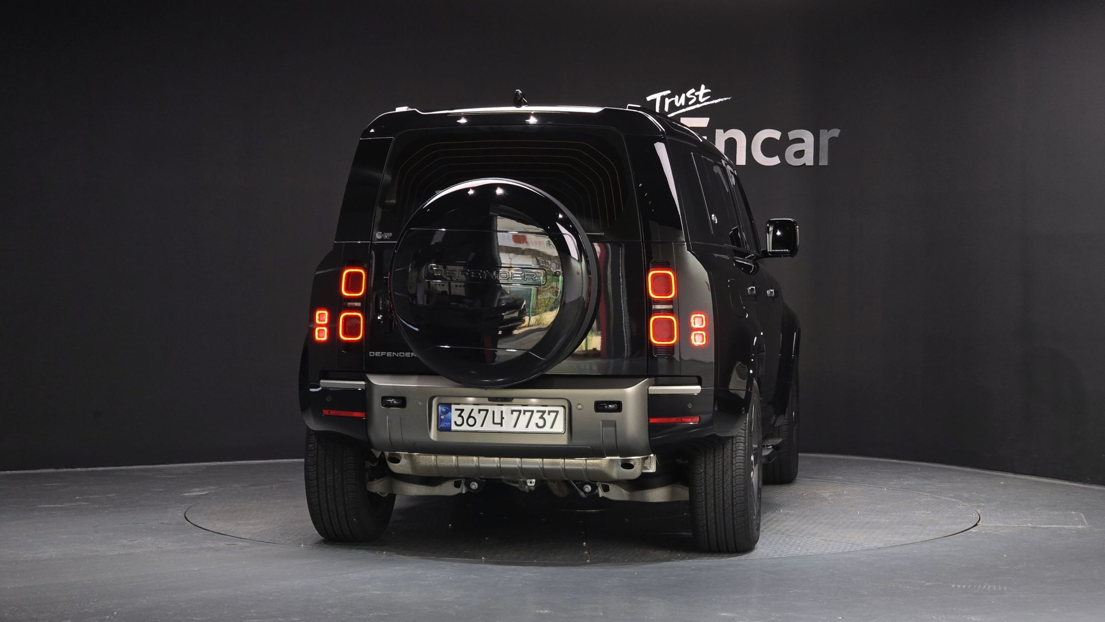 LAND ROVER DEFENDER L663 2024