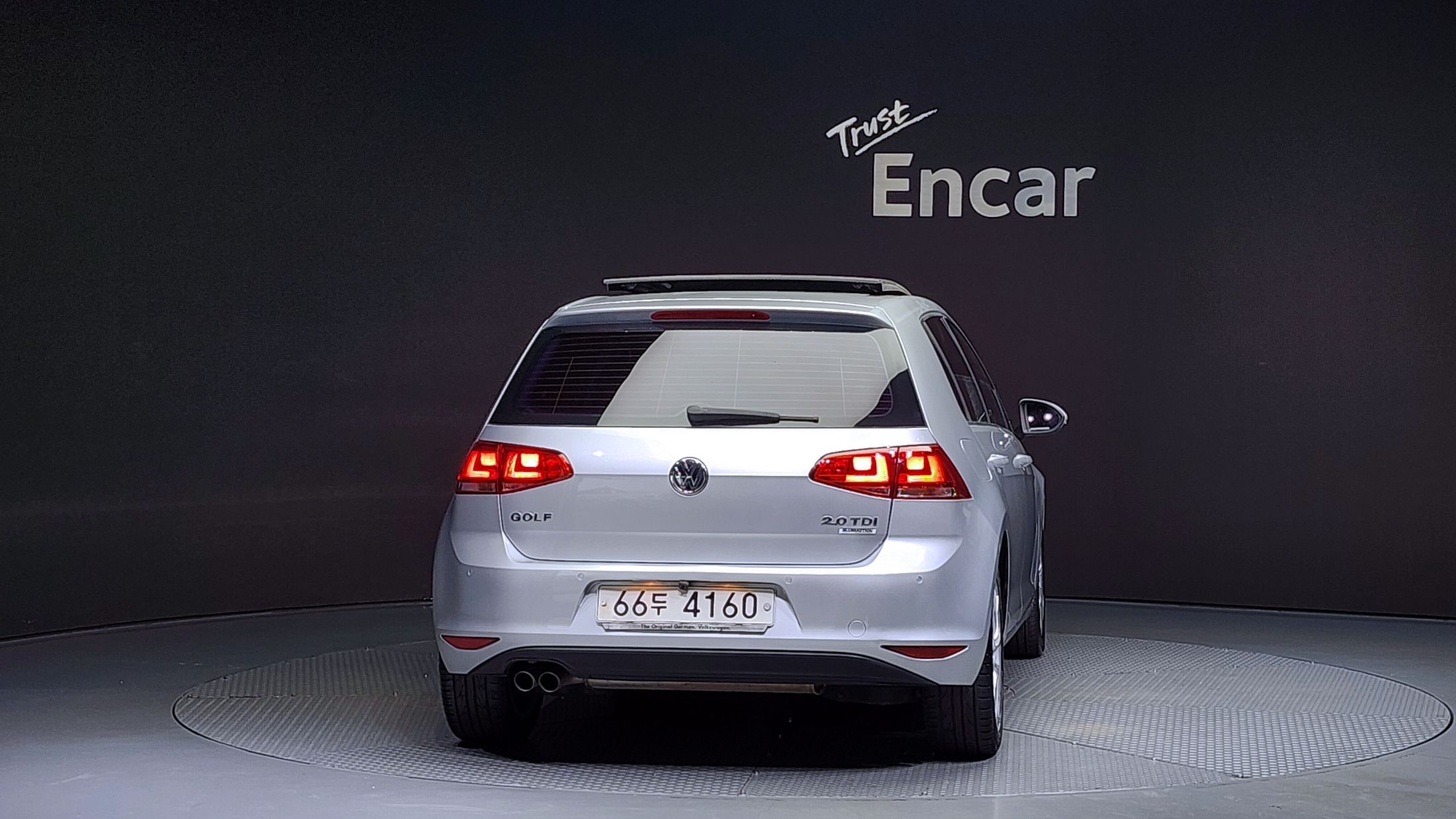VOLKSWAGEN GOLF 2014