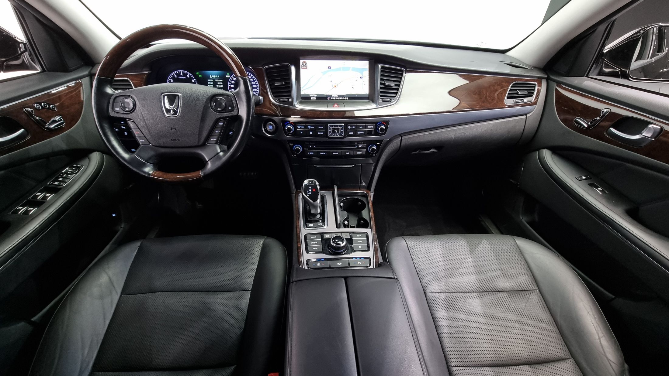 HYUNDAI EQUUS NEW 2013