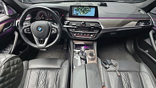 BMW 5-SERIES G30 2017