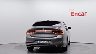 HYUNDAI GRANDEUR IG HYBRID 2018
