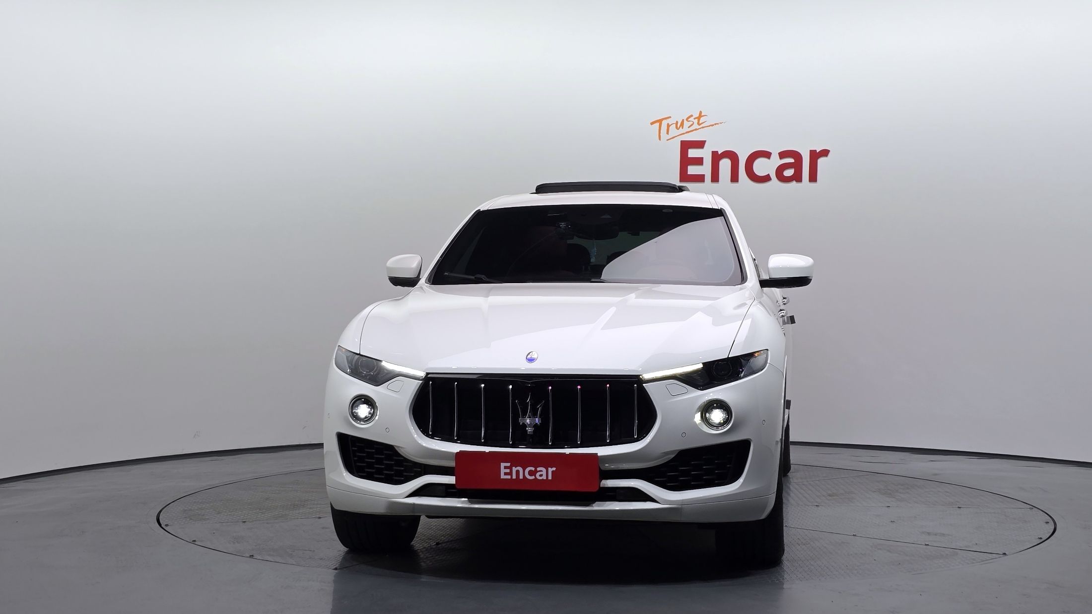 MASERATI LEVANTE 2016