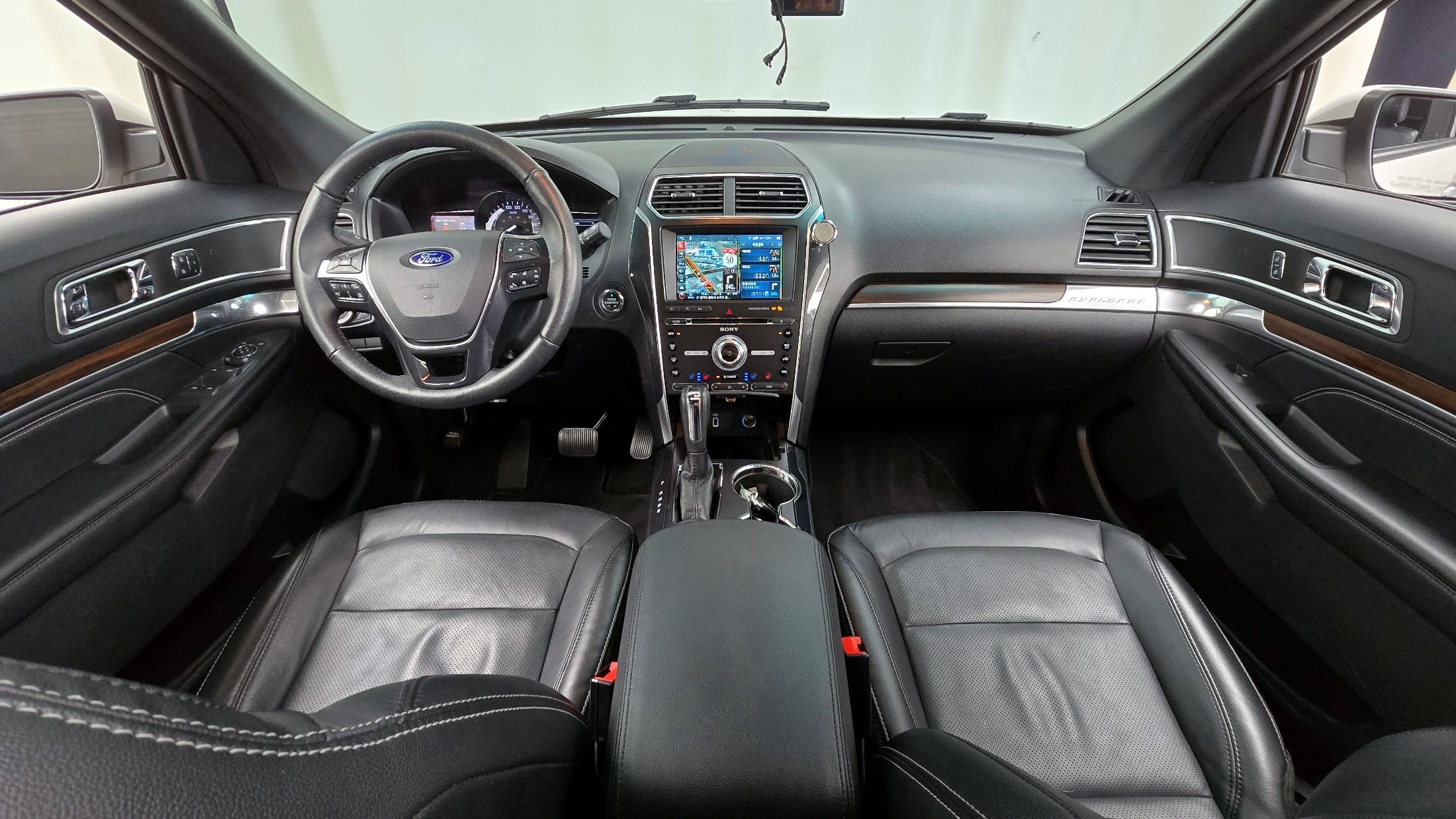 FORD EXPLORER 2016