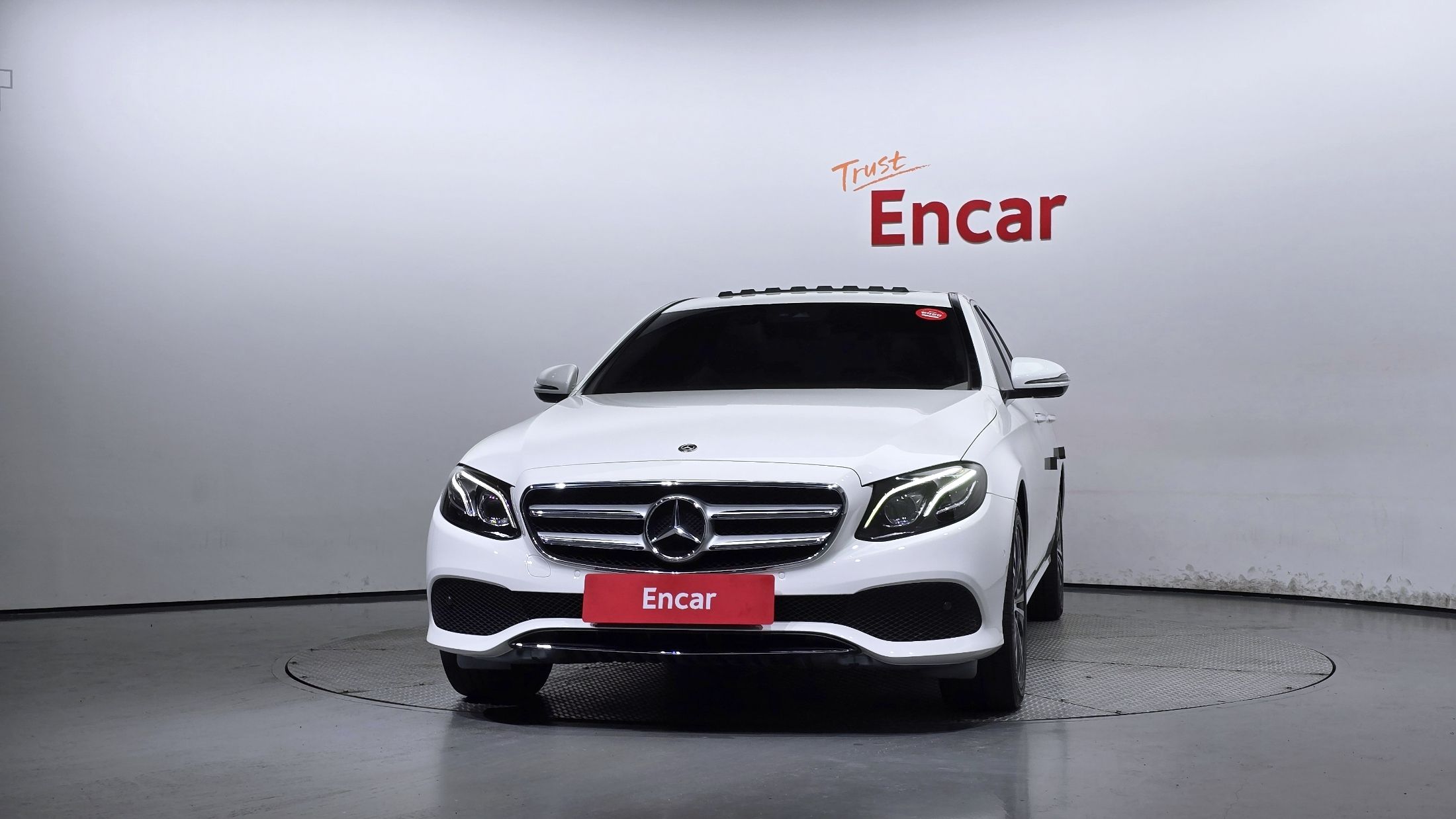 MERCEDES BENZ E-CLASS W213 2020