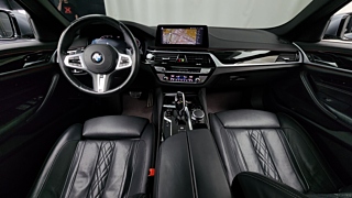 BMW 5-SERIES G30 2019