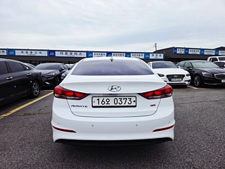 HYUNDAI AVANTE AD 2016