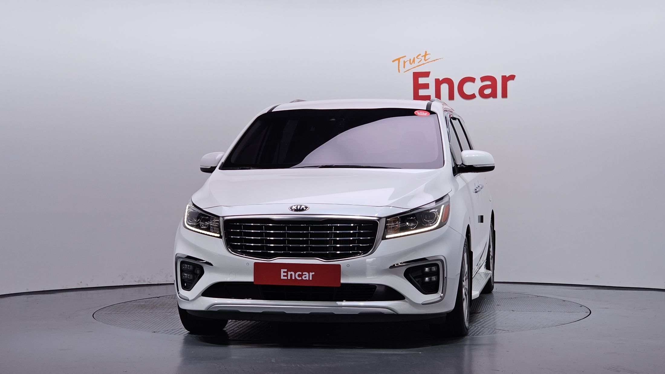 KIA CARNIVAL 2018