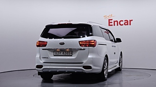 KIA CARNIVAL 2018