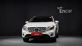 MERCEDES BENZ GLA-CLASS X156 2018