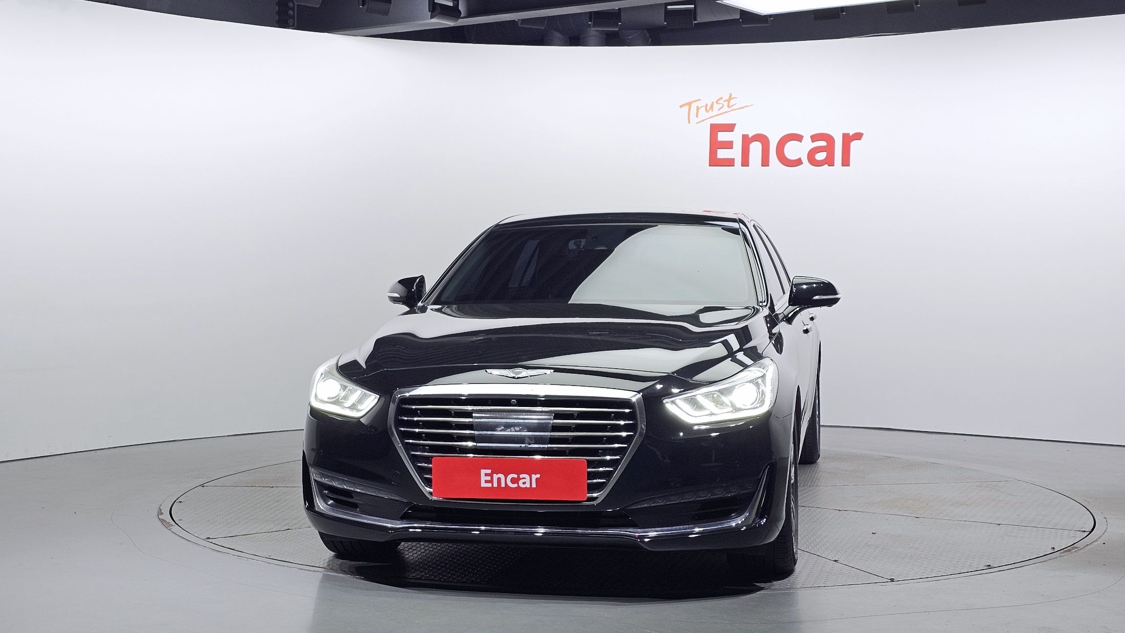 GENESIS EQ900 2016