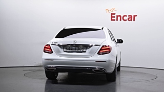 MERCEDES BENZ E-CLASS W213 2017