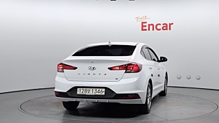 HYUNDAI AVANTE AD 2019