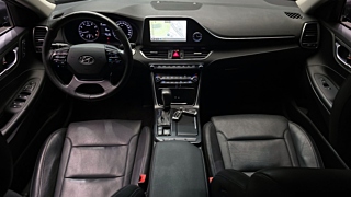 HYUNDAI GRANDEUR IG 2017