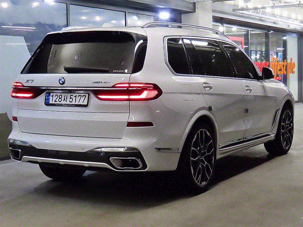 BMW X7 G07 2024